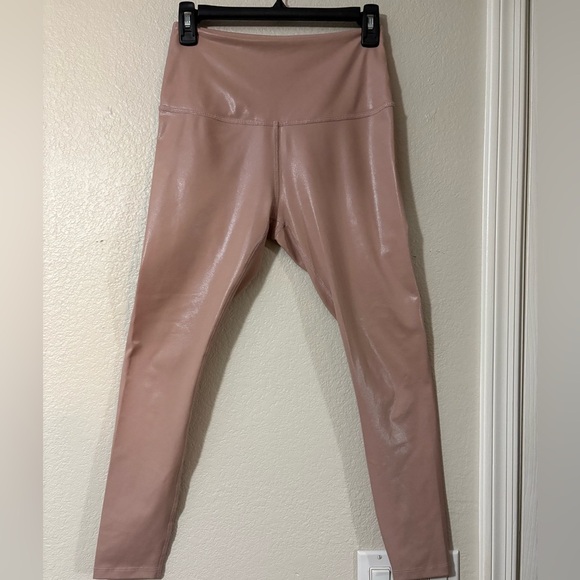 Beyond Yoga blush pink high shine high waisted leggings. Very soft and stretchy - Picture 1 of 14